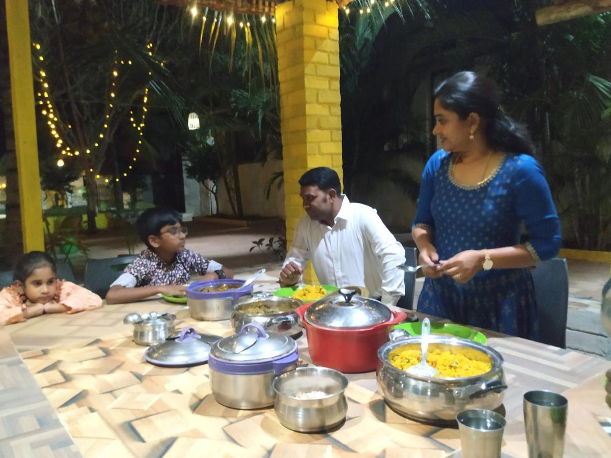 Holiyday In Vgf Farm House Dānishpet Exterior foto